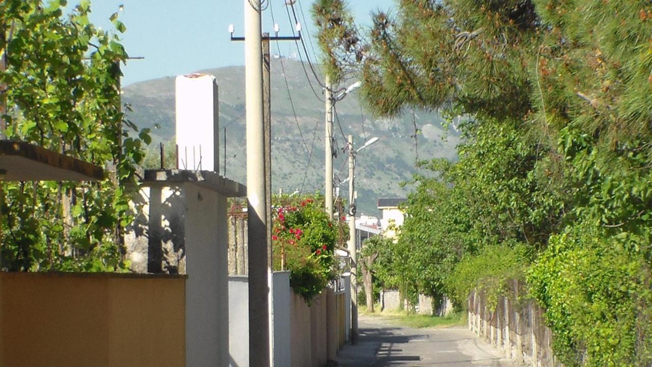 Shkoder Hotel Temali Exteriér fotografie