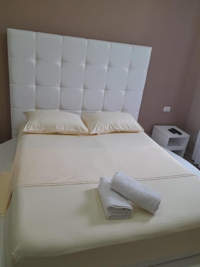 Shkoder Hotel Temali Exteriér fotografie