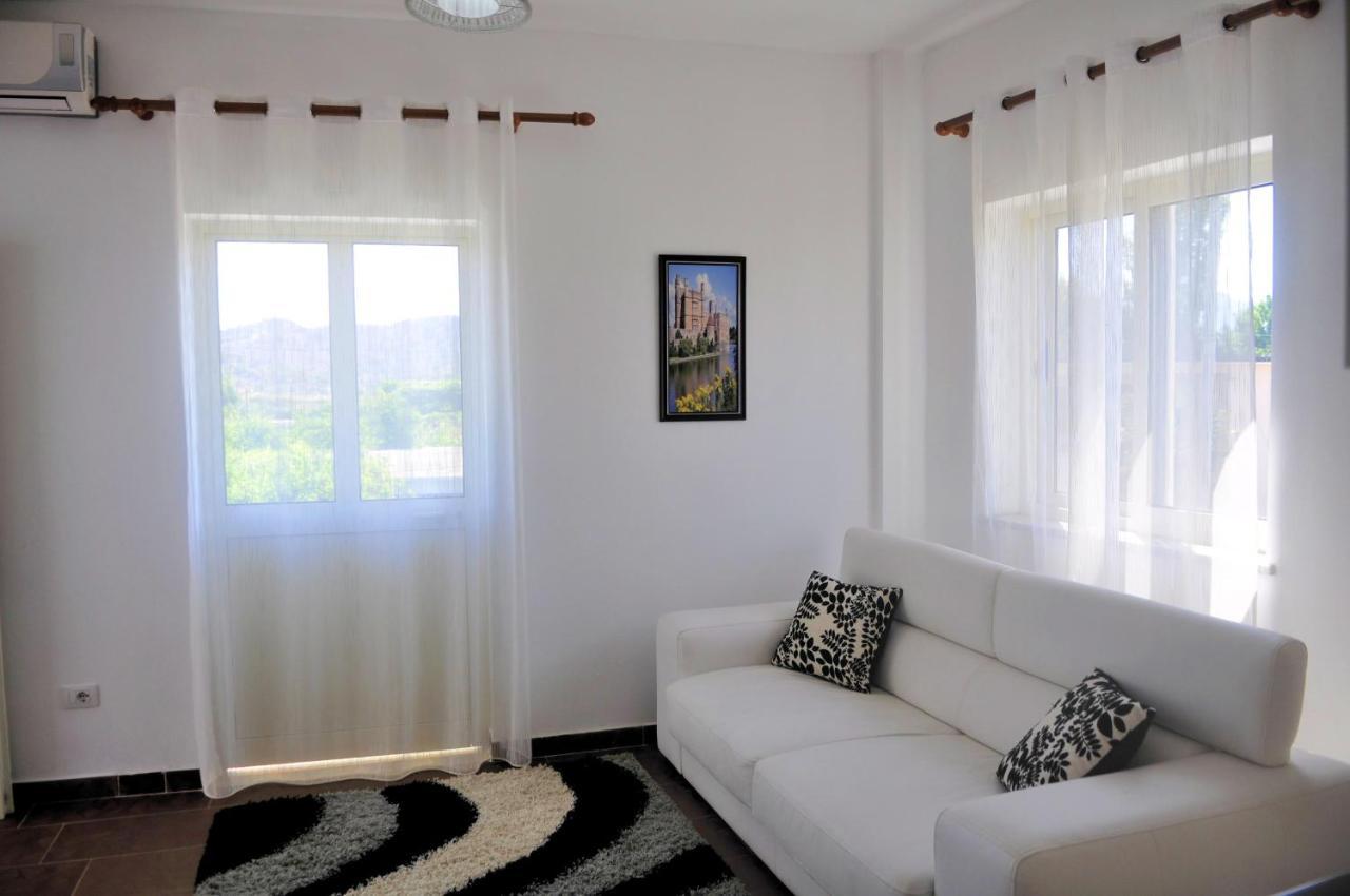 Shkoder Hotel Temali Exteriér fotografie